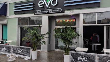 Evo Cocktail Lounge & Restaurant - Dominican Restaurant