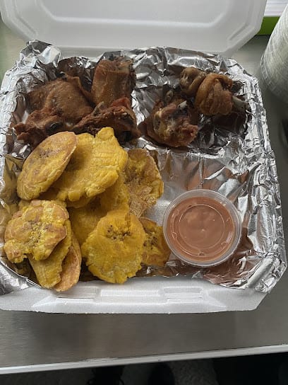 La Chiquita De Bonao - Dominican Restaurant