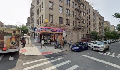 La Economica Deli & Frituras - Dominican Restaurant