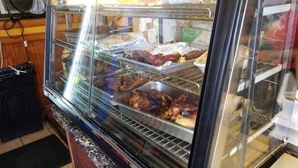 La Esquina del Sabor - Dominican Restaurant