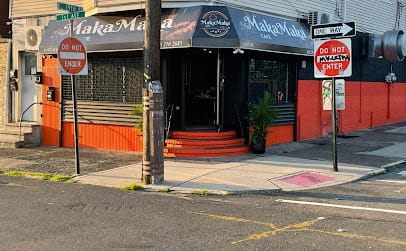 Makamaka cafe - Dominican Restaurant