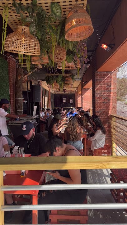 Mamajuana Restaurant and Lounge - Dominican Restaurant