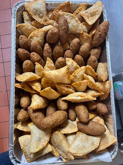 Mickey's Luncheonette - Dominican Restaurant