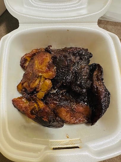 Minina Cafe - Dominican Restaurant