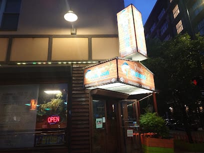 Parada Maimon - Dominican Restaurant
