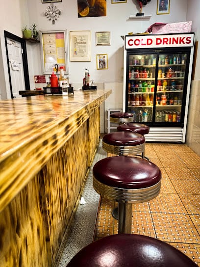 Reben Luncheonette - Dominican Restaurant