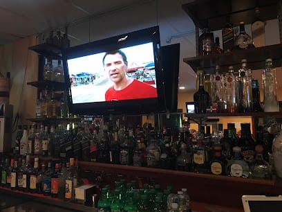 Riverside Sports Bar - Dominican Restaurant